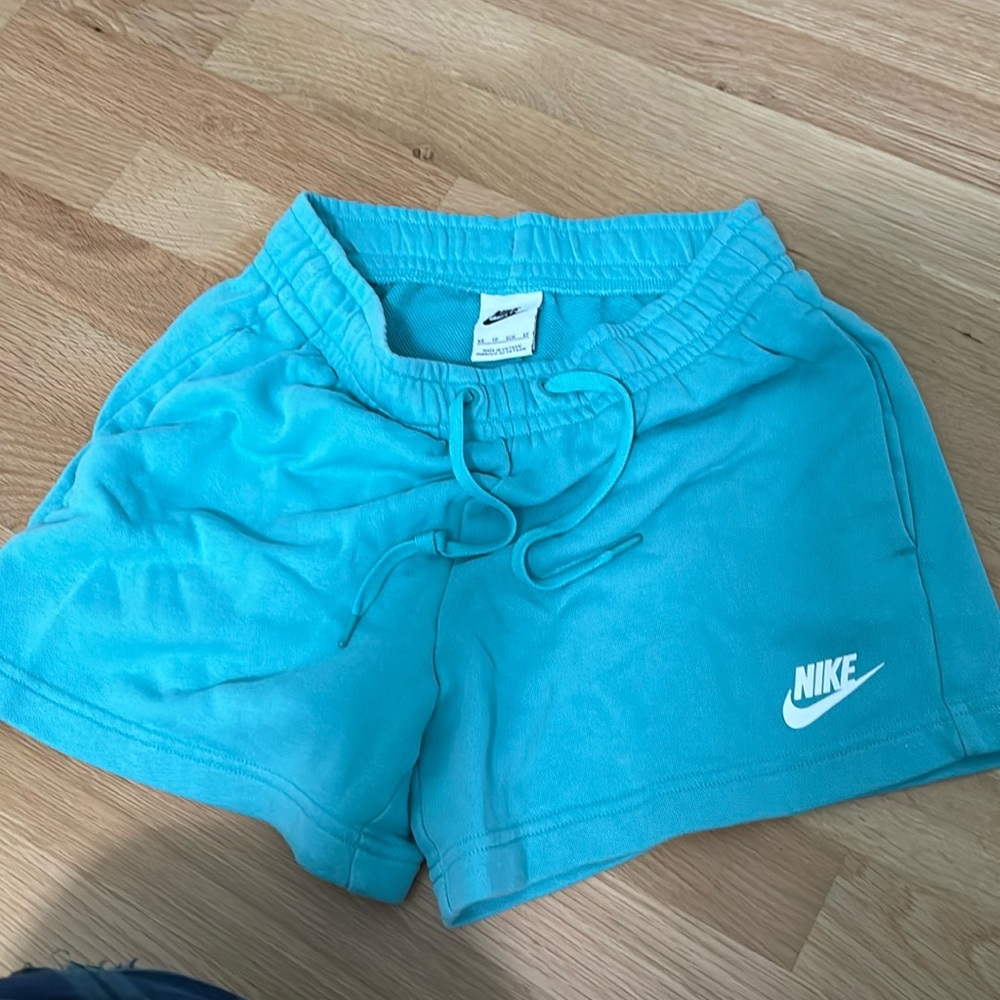 Extra small Nike cotton shorts